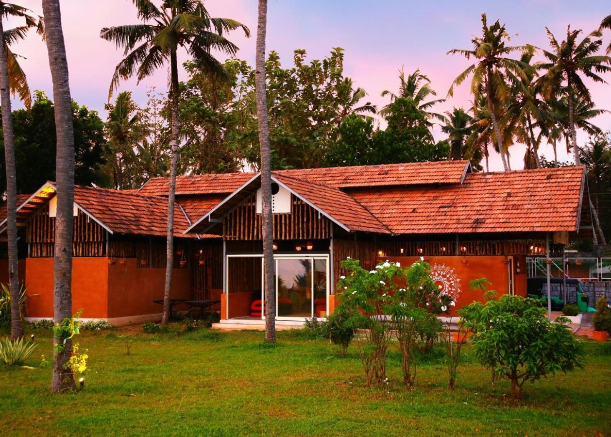 Pura Vida Varkala Hotel Exterior photo